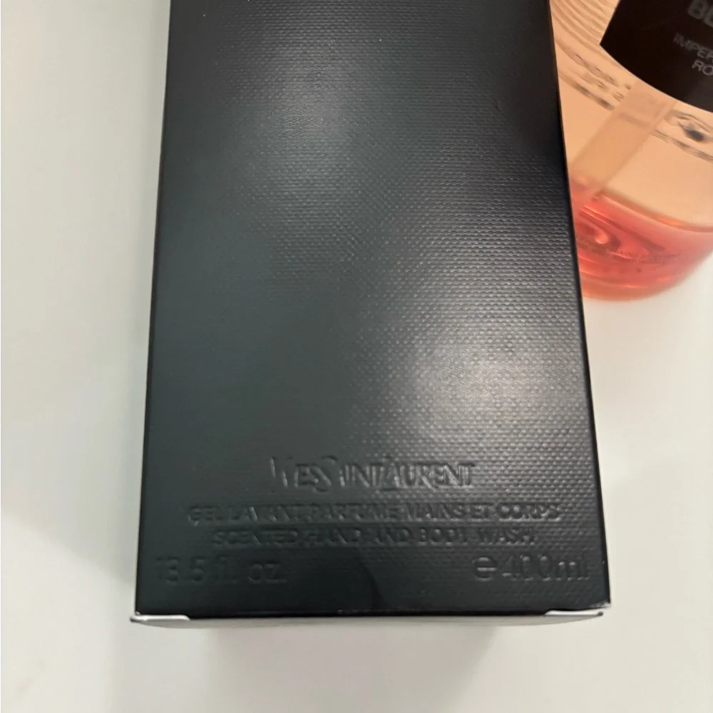 Yves Saint Laurent Blouse Impertinent Rose Hand and Body Wash - Picture 5 of 6